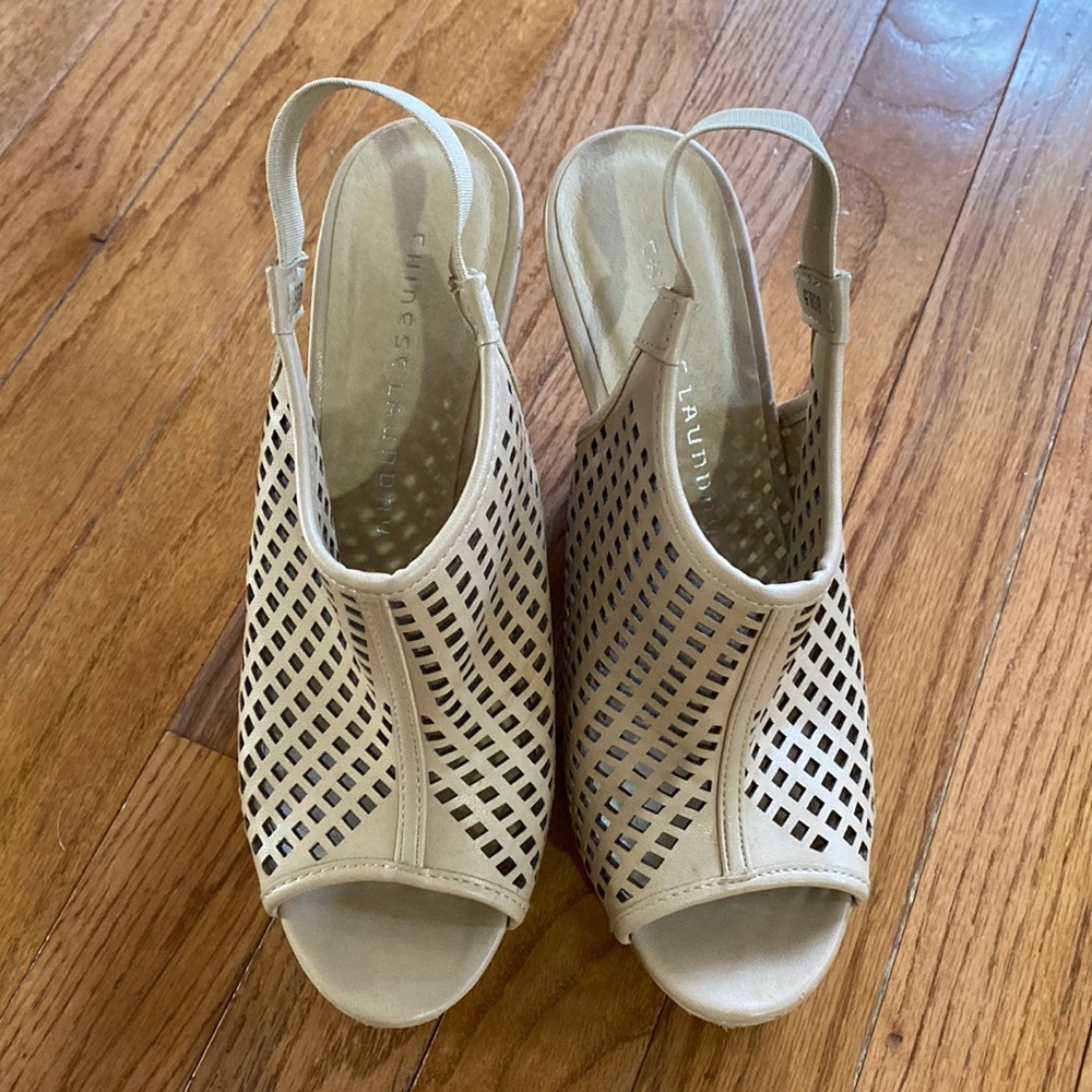 Chinese Laundry Wedges